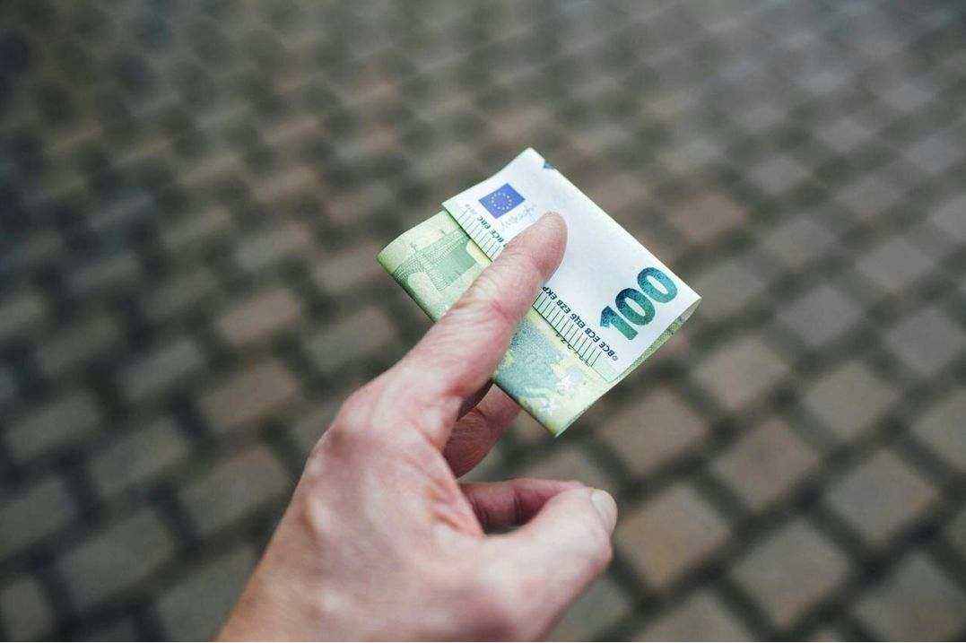 Investitsiya fon rasmi